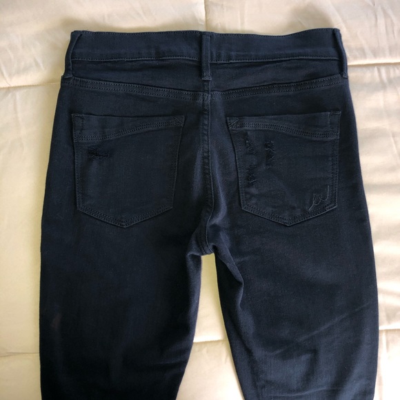 Express Black Distressed Legging Jeans - Picture 3 of 8